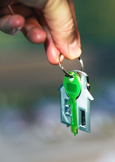 What happens at a Kansas real estate closing?